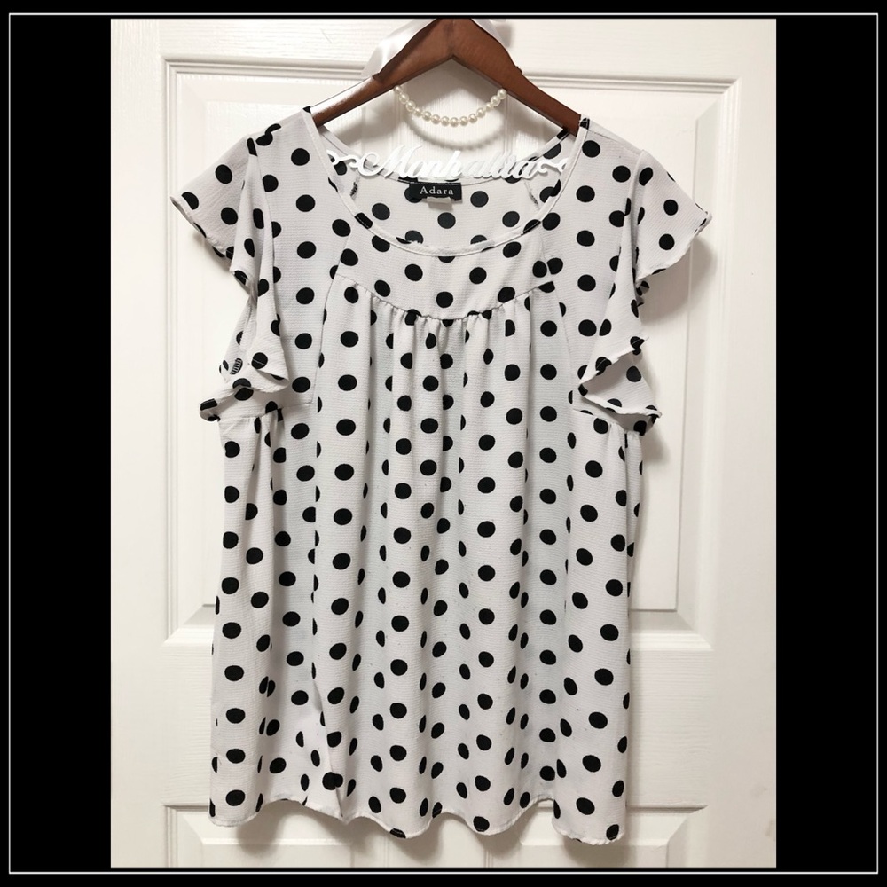 Adara 1X Plus White & Black Polka Dot Flowy Flutter Sleeve Top - Picture 3 of 6